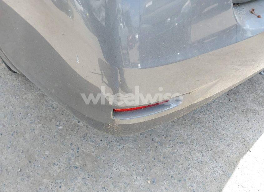 Photo 6 of 2015 Nissan Sentra S (VIN 3N1AB7AP4FY381484)