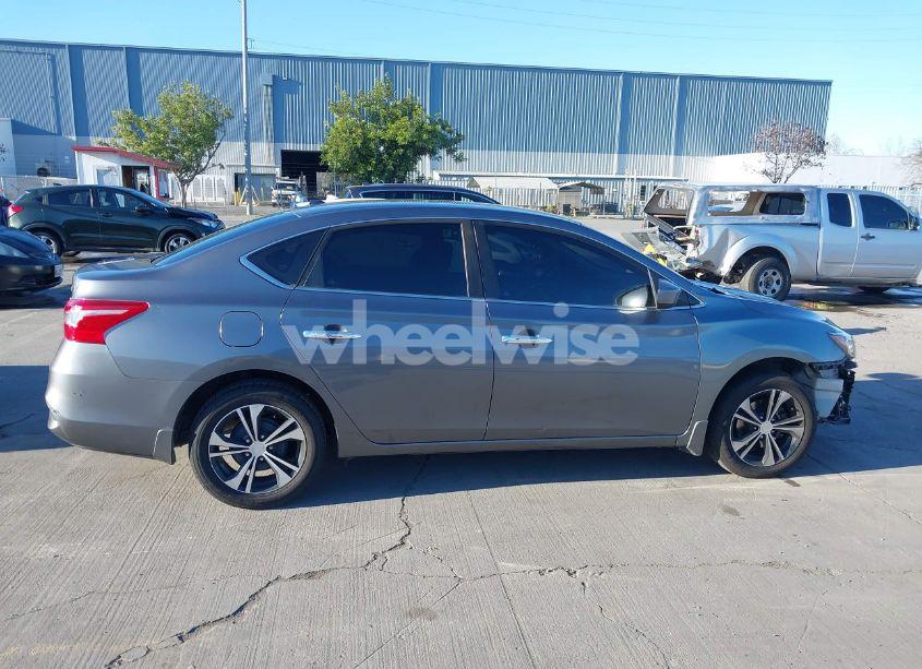 Photo 14 of 2016 Nissan Sentra SV (VIN 3N1AB7AP4GL677653)