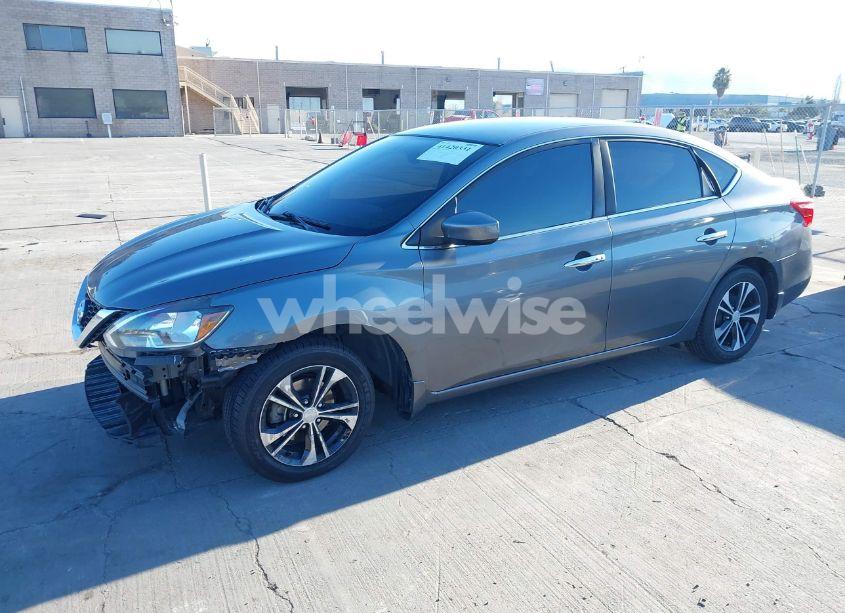 Photo 2 of 2016 Nissan Sentra SV (VIN 3N1AB7AP4GL677653)