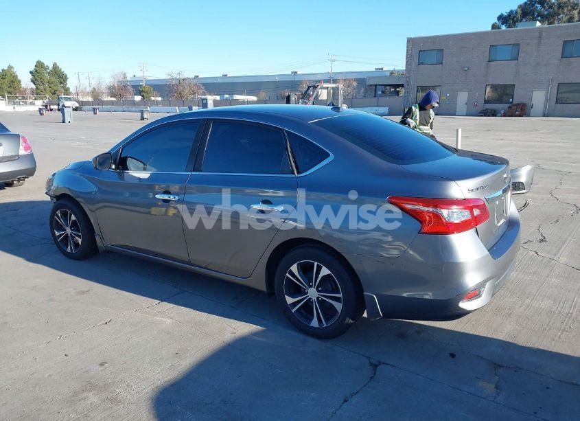 Photo 3 of 2016 Nissan Sentra SV (VIN 3N1AB7AP4GL677653)