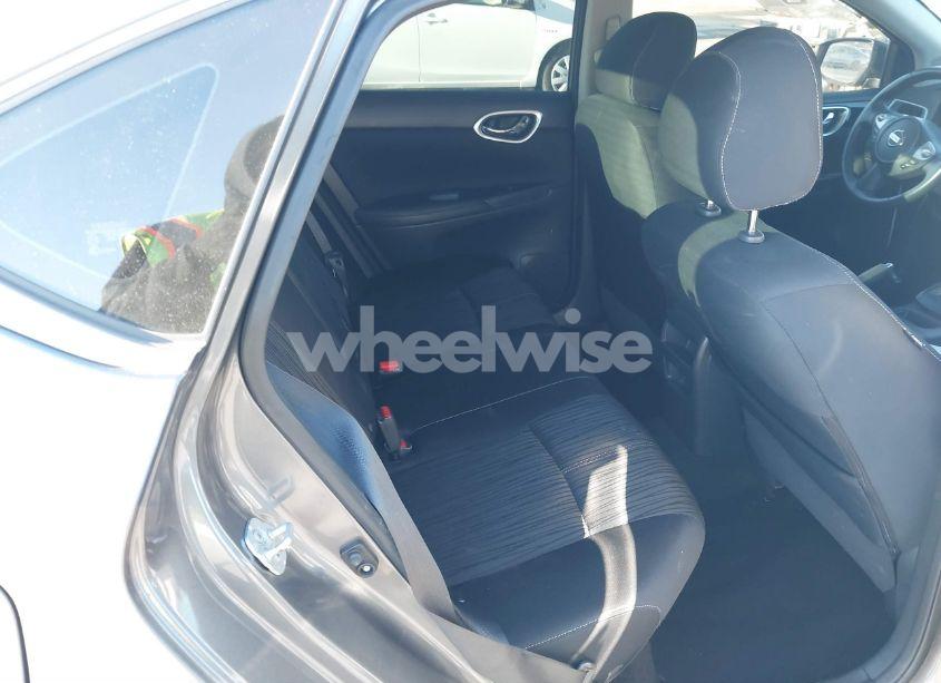 Photo 8 of 2016 Nissan Sentra SV (VIN 3N1AB7AP4GL677653)