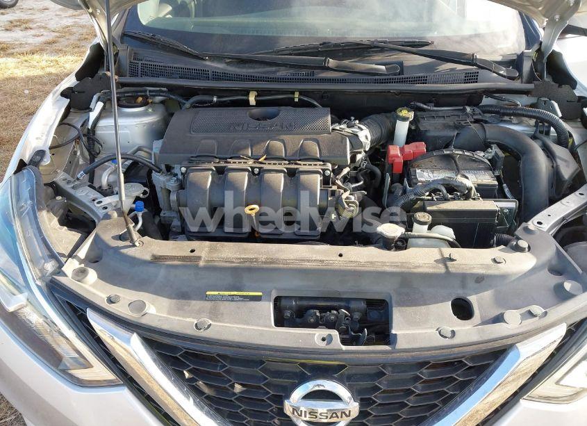 Photo 10 of 2016 Nissan Sentra SV (VIN 3N1AB7AP4GY209148)