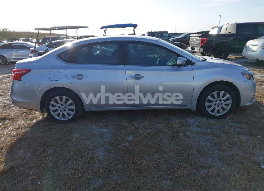 Photo 13 of 2016 Nissan Sentra SV (VIN 3N1AB7AP4GY209148)