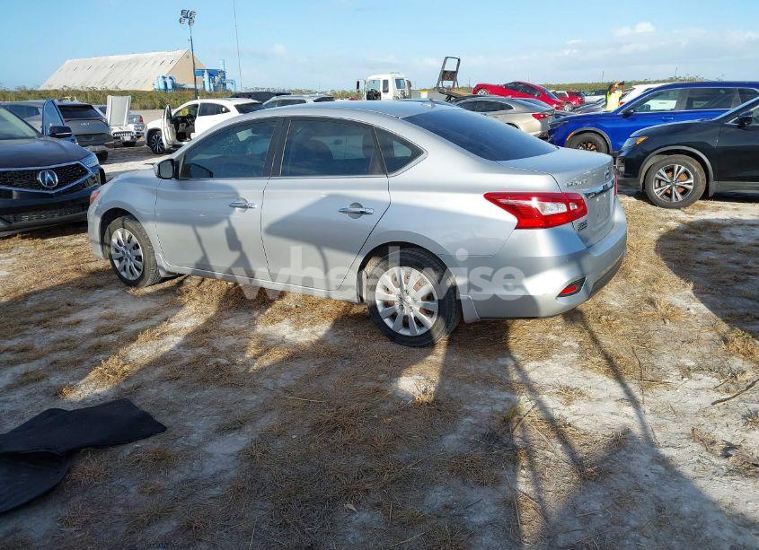 Photo 3 of 2016 Nissan Sentra SV (VIN 3N1AB7AP4GY209148)