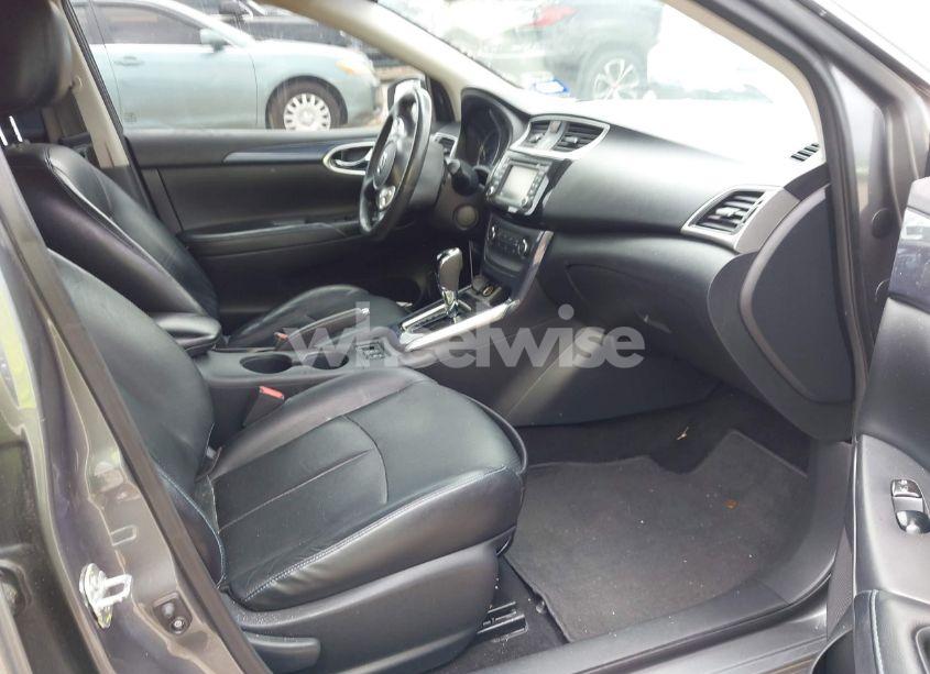 Photo 5 of 2016 Nissan Sentra SR (VIN 3N1AB7AP4GY211725)