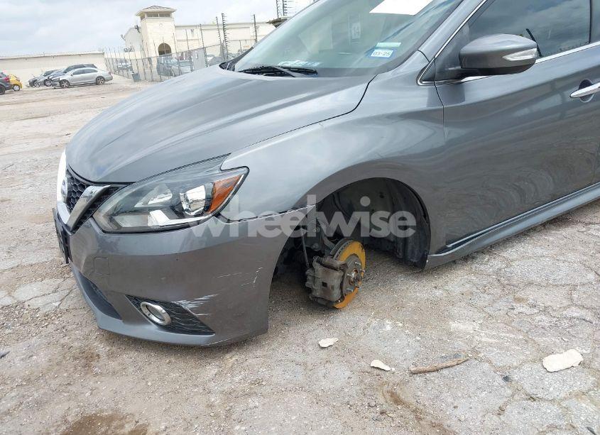 Photo 6 of 2016 Nissan Sentra SR (VIN 3N1AB7AP4GY211725)