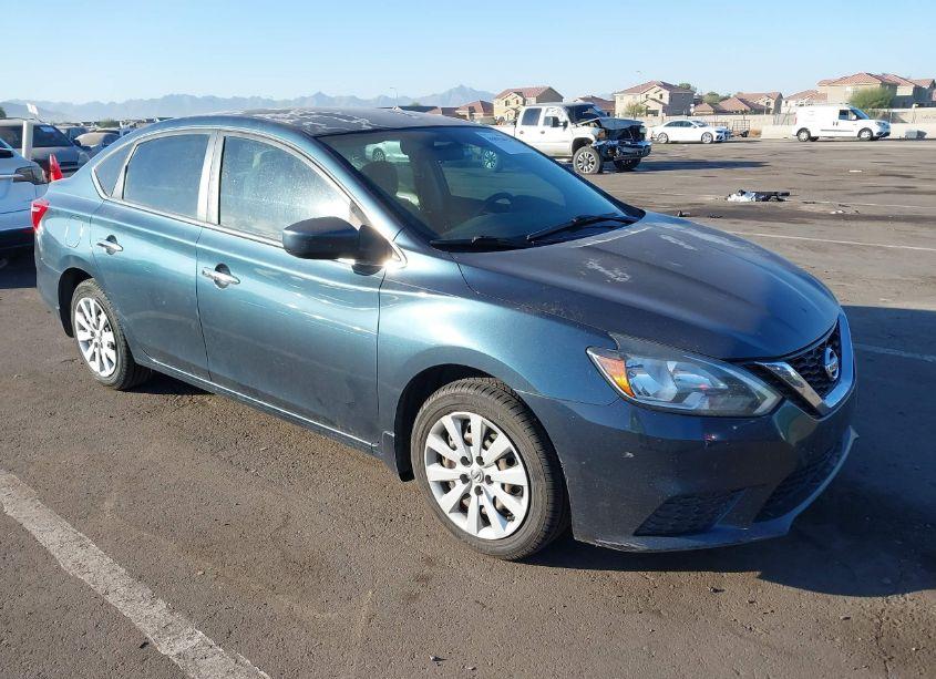 2016 Nissan Sentra SV (VIN 3N1AB7AP4GY222420) main photo