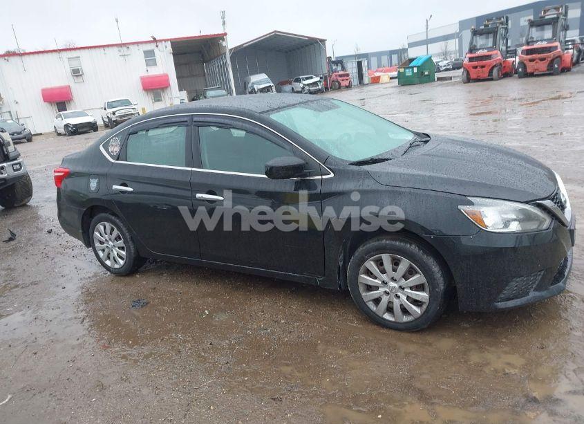 Photo 13 of 2016 Nissan Sentra SV (VIN 3N1AB7AP4GY226693)