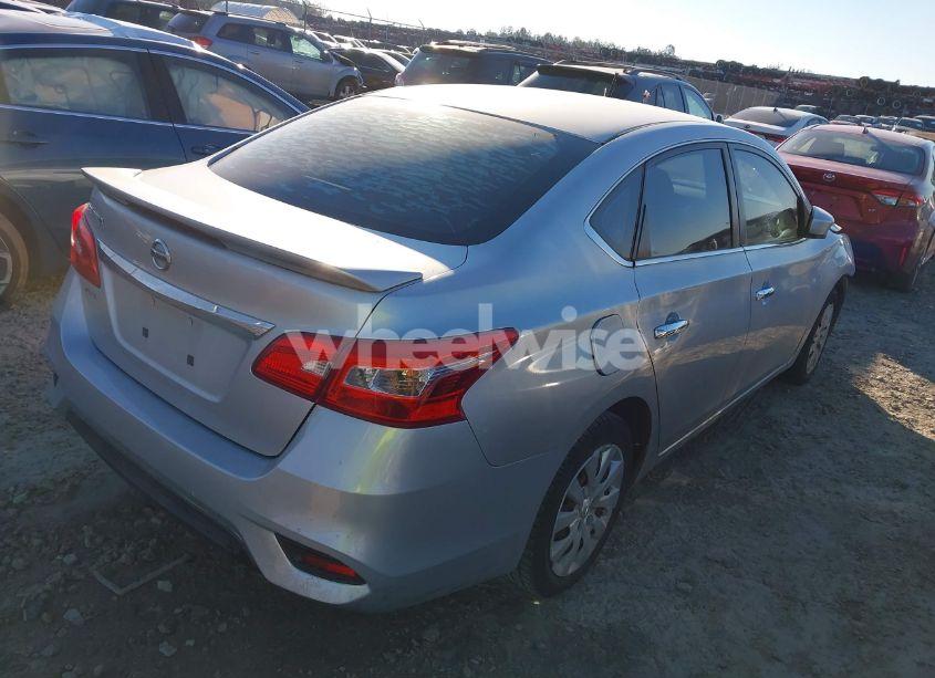 Photo 4 of 2016 Nissan Sentra S (VIN 3N1AB7AP4GY226936)