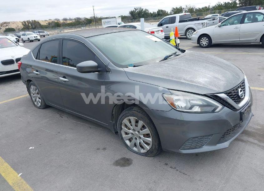 2016 Nissan Sentra S (VIN 3N1AB7AP4GY241775) main photo
