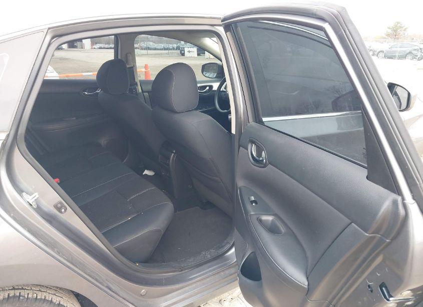 Photo 8 of 2016 Nissan Sentra S (VIN 3N1AB7AP4GY243378)