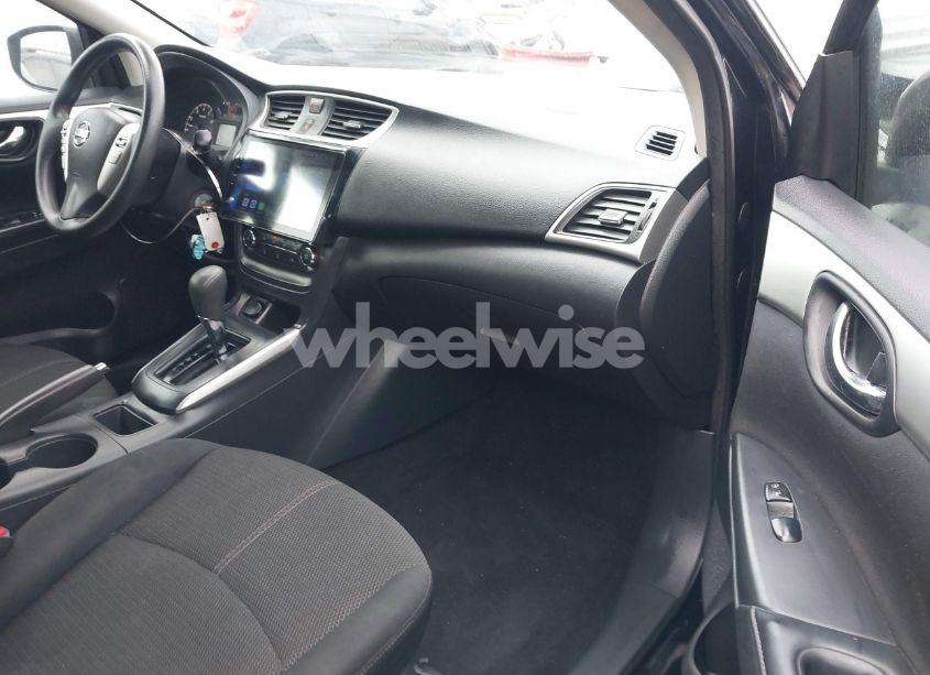 Photo 5 of 2016 Nissan Sentra S (VIN 3N1AB7AP4GY247799)