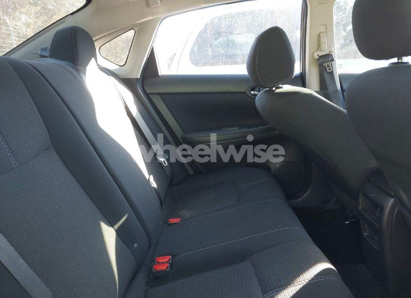 Photo 8 of 2016 Nissan Sentra S (VIN 3N1AB7AP4GY262562)