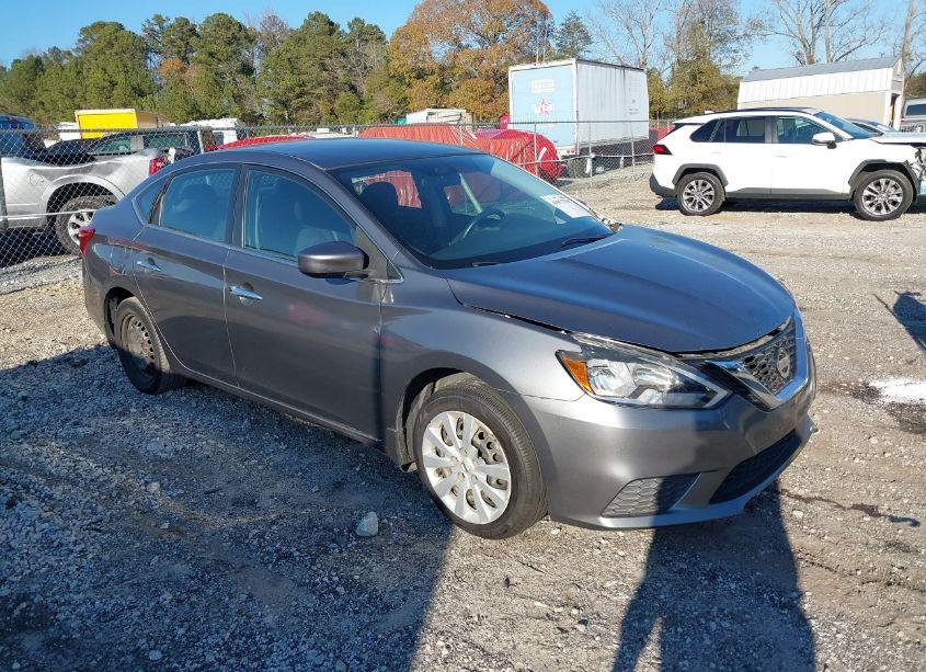 2016 Nissan Sentra S (VIN 3N1AB7AP4GY268815) main photo