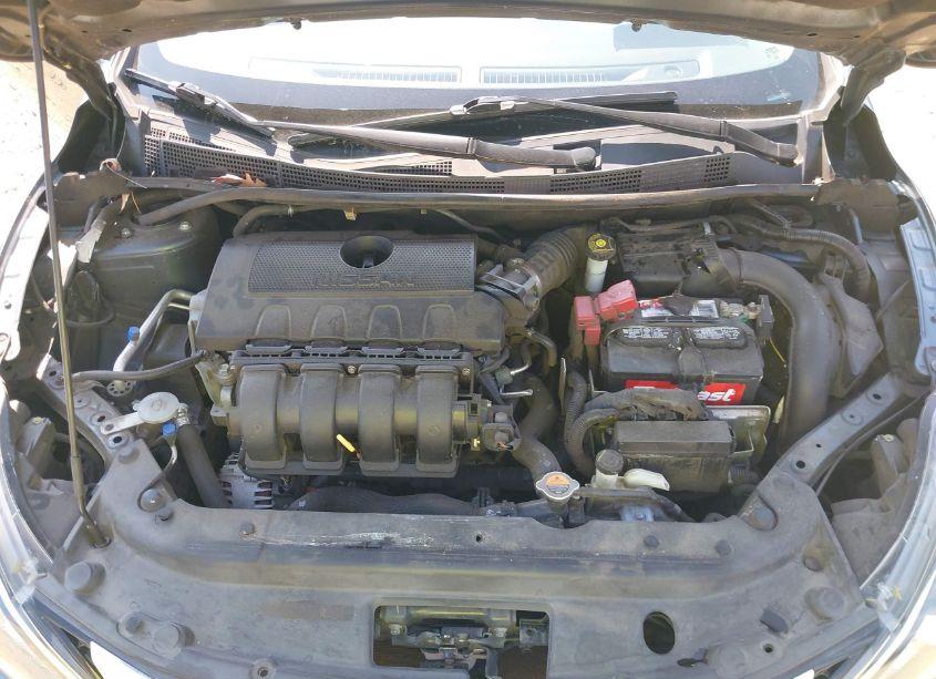 Photo 10 of 2016 Nissan Sentra SV (VIN 3N1AB7AP4GY283850)