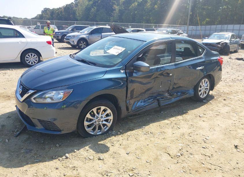 Photo 2 of 2016 Nissan Sentra SV (VIN 3N1AB7AP4GY283850)
