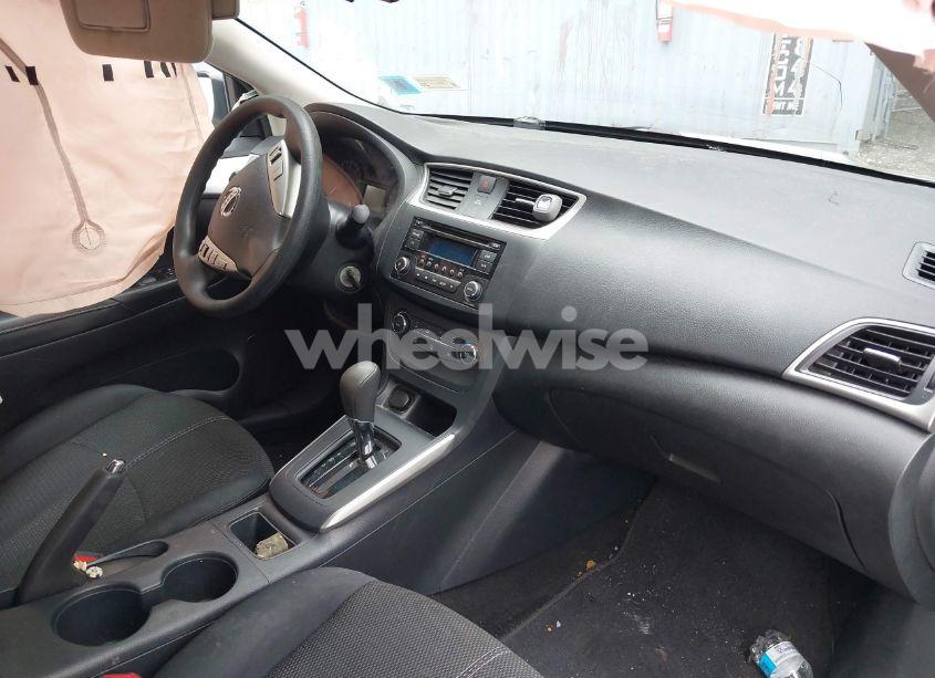 Photo 5 of 2016 Nissan Sentra S (VIN 3N1AB7AP4GY304339)