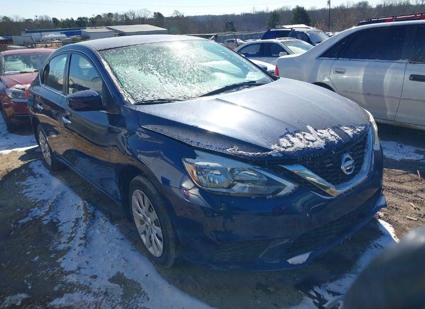 2016 Nissan Sentra S (VIN 3N1AB7AP4GY304471) main photo