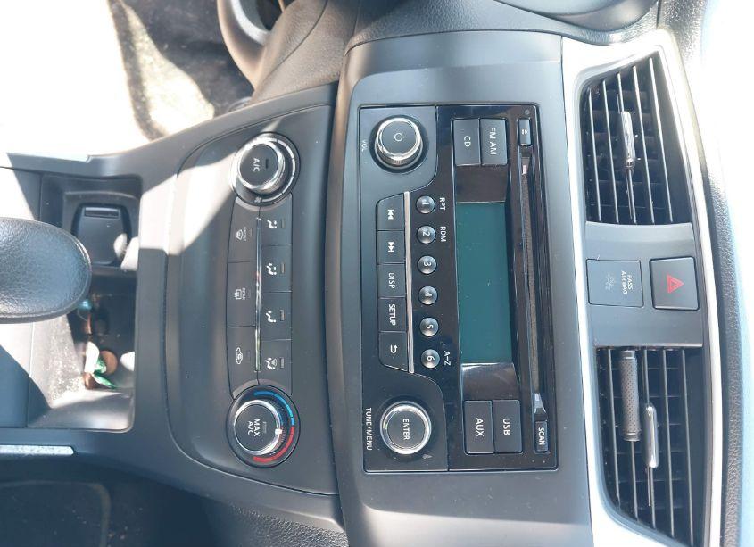 Photo 13 of 2016 Nissan Sentra S (VIN 3N1AB7AP4GY304471)