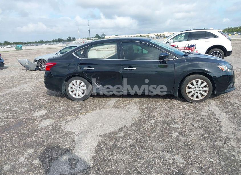 Photo 13 of 2016 Nissan Sentra S (VIN 3N1AB7AP4GY318001)