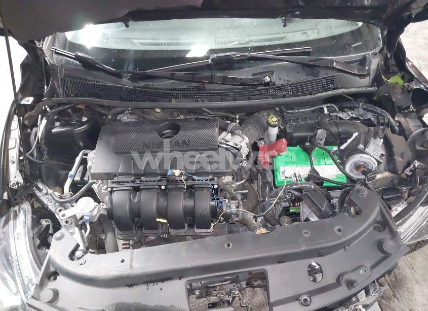 Photo 10 of 2016 Nissan Sentra S (VIN 3N1AB7AP4GY327409)