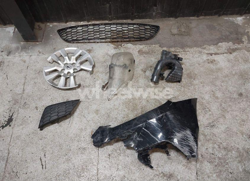 Photo 12 of 2016 Nissan Sentra S (VIN 3N1AB7AP4GY327409)