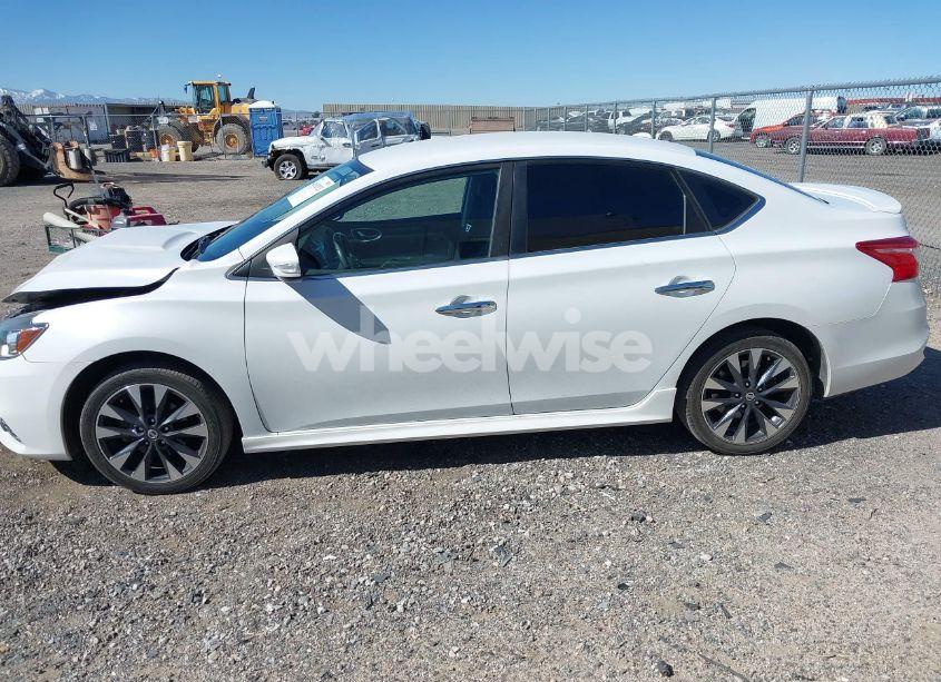 Photo 14 of 2016 Nissan Sentra SR (VIN 3N1AB7AP4GY329774)