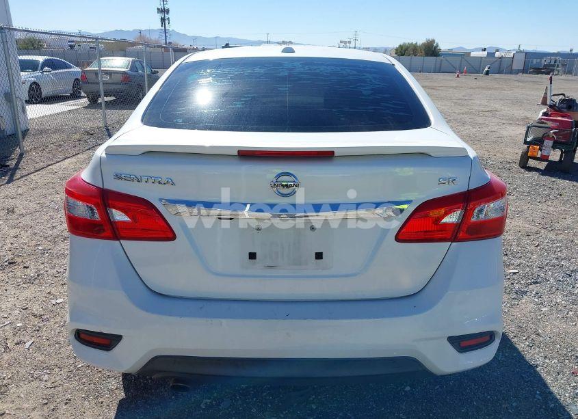 Photo 16 of 2016 Nissan Sentra SR (VIN 3N1AB7AP4GY329774)