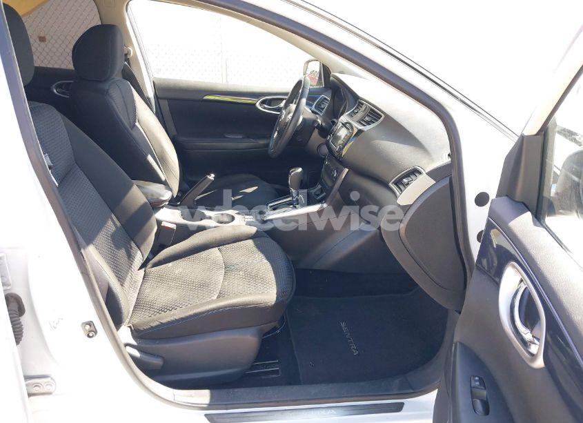 Photo 5 of 2016 Nissan Sentra SR (VIN 3N1AB7AP4GY329774)