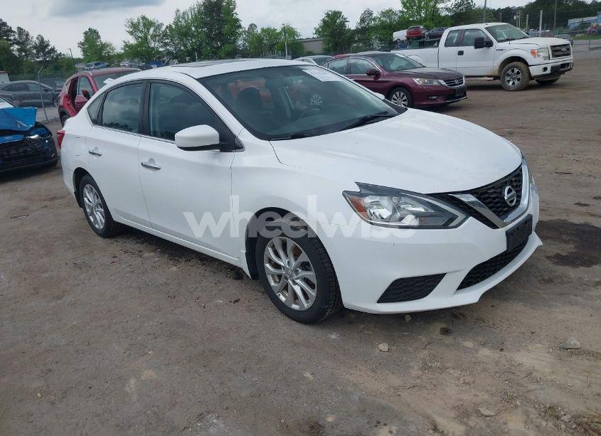 2016 Nissan Sentra SV (VIN 3N1AB7AP4GY333792) main photo