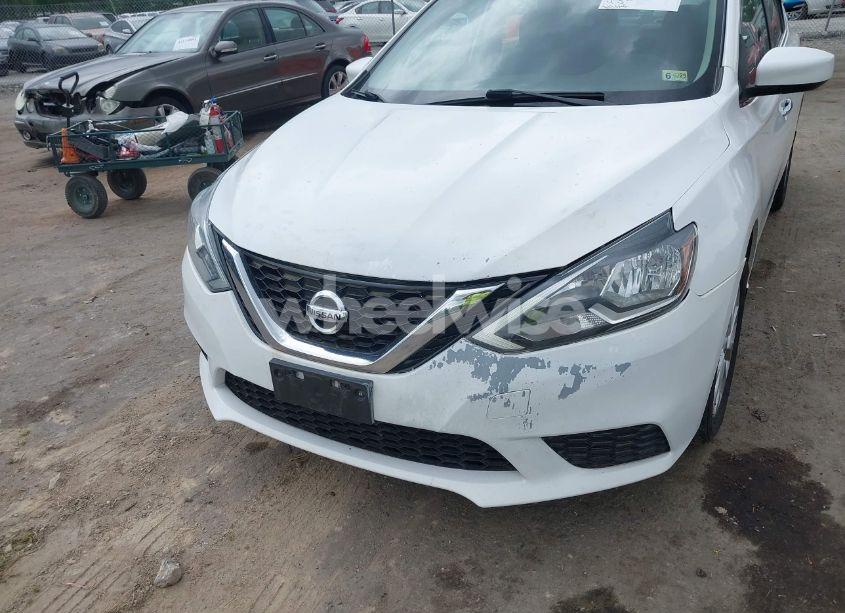 Photo 6 of 2016 Nissan Sentra SV (VIN 3N1AB7AP4GY333792)