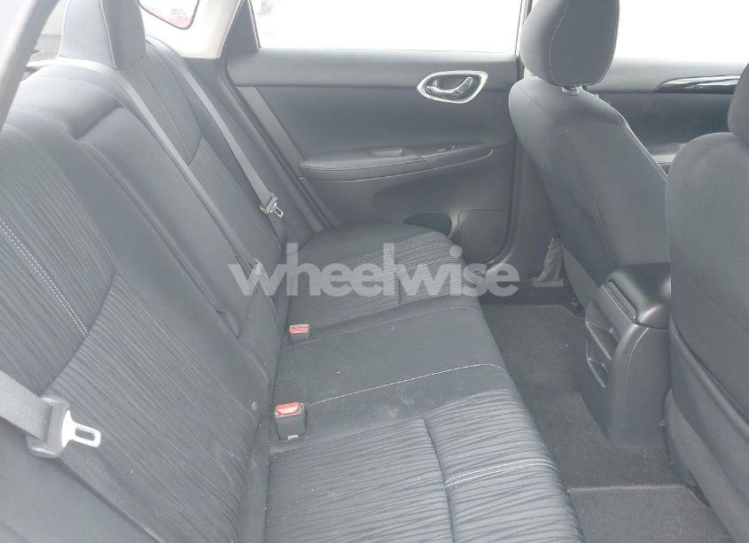 Photo 8 of 2016 Nissan Sentra SV (VIN 3N1AB7AP4GY333792)