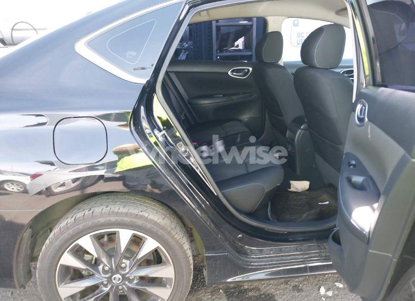 Photo 8 of 2016 Nissan Sentra SR (VIN 3N1AB7AP4GY333971)