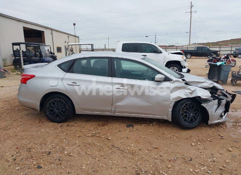 Photo 13 of 2016 Nissan Sentra S (VIN 3N1AB7AP4GY336286)
