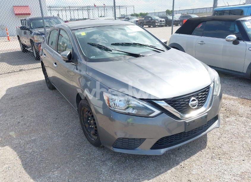 Photo 6 of 2017 Nissan Sentra SV (VIN 3N1AB7AP4HL639891)