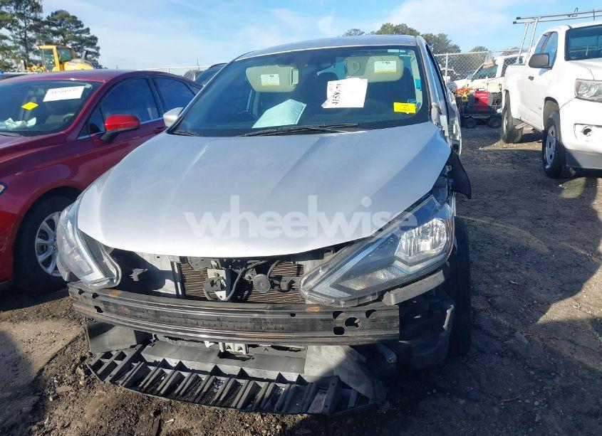 Photo 13 of 2017 Nissan Sentra SV (VIN 3N1AB7AP4HL653161)