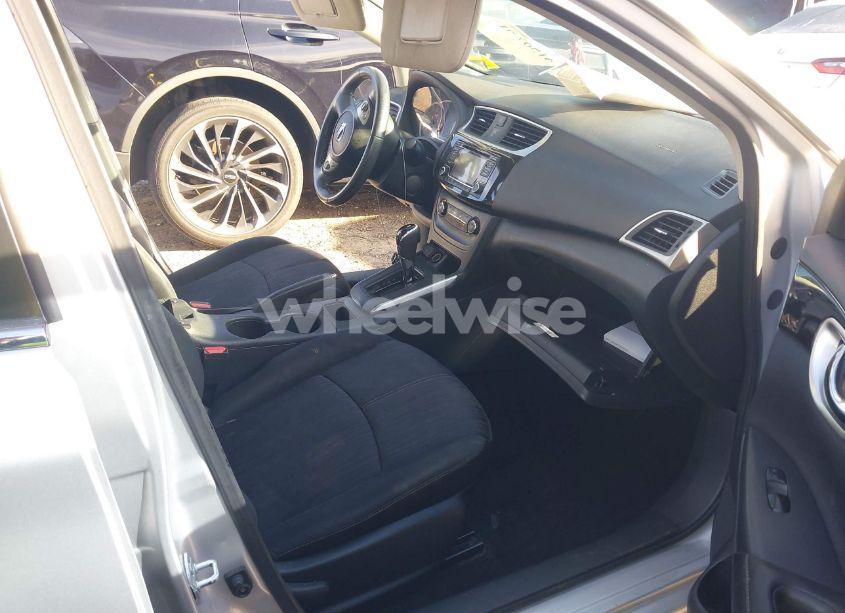 Photo 5 of 2017 Nissan Sentra SV (VIN 3N1AB7AP4HL653161)