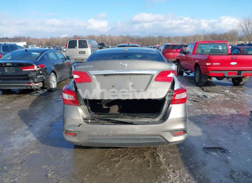 Photo 16 of 2017 Nissan Sentra SV (VIN 3N1AB7AP4HL658537)