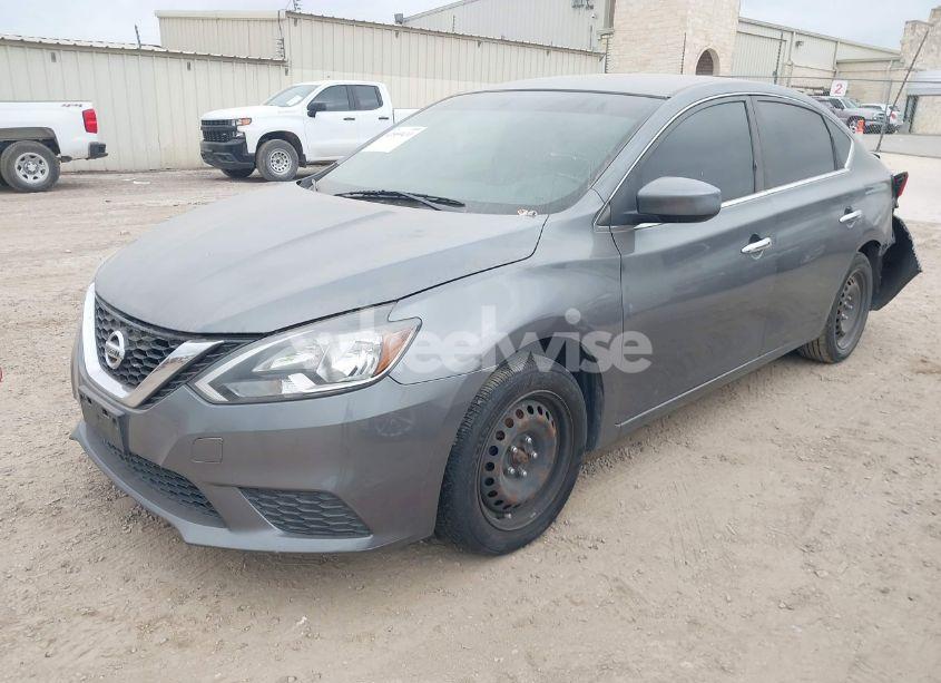 Photo 2 of 2017 Nissan Sentra SV (VIN 3N1AB7AP4HL705257)