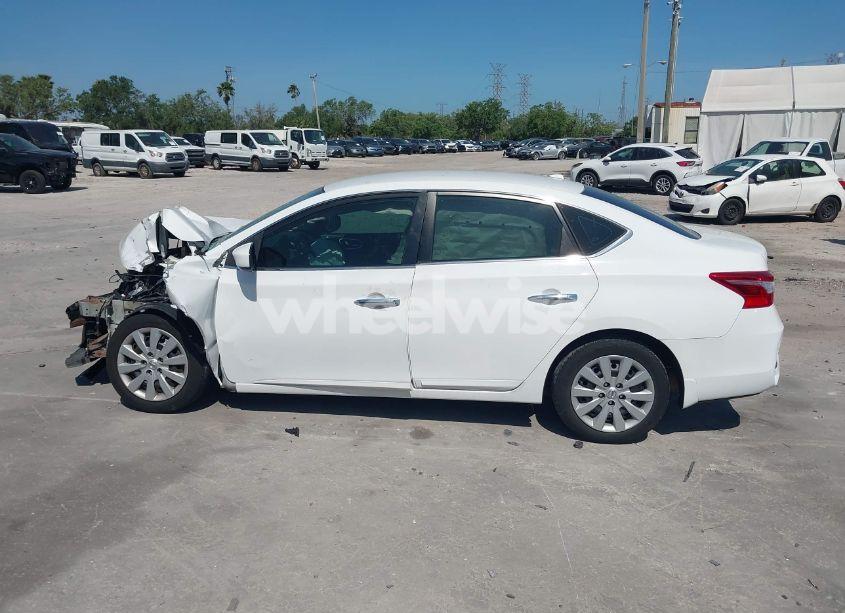 Photo 13 of 2017 Nissan Sentra SV (VIN 3N1AB7AP4HL721264)