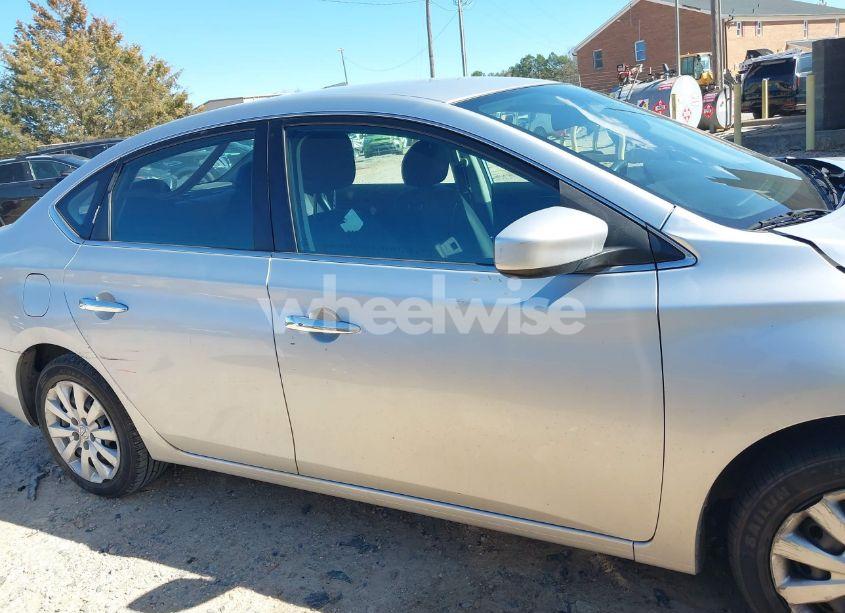 Photo 13 of 2017 Nissan Sentra SV (VIN 3N1AB7AP4HY244967)