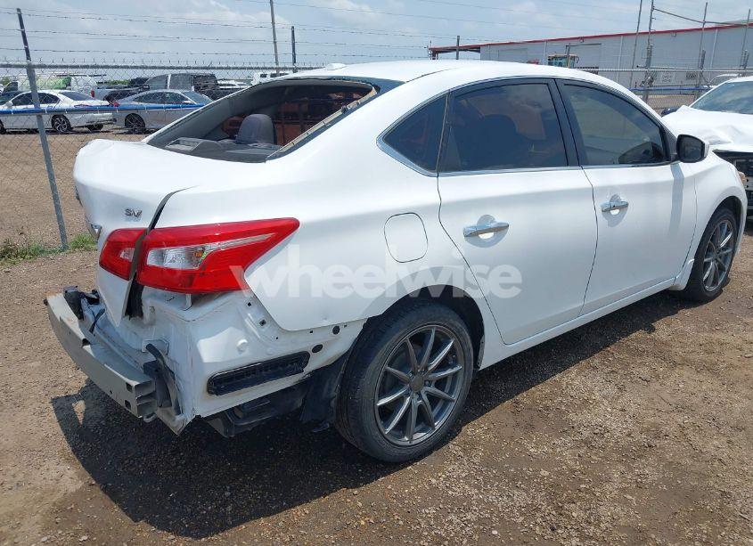 Photo 4 of 2017 Nissan Sentra SV (VIN 3N1AB7AP4HY249697)