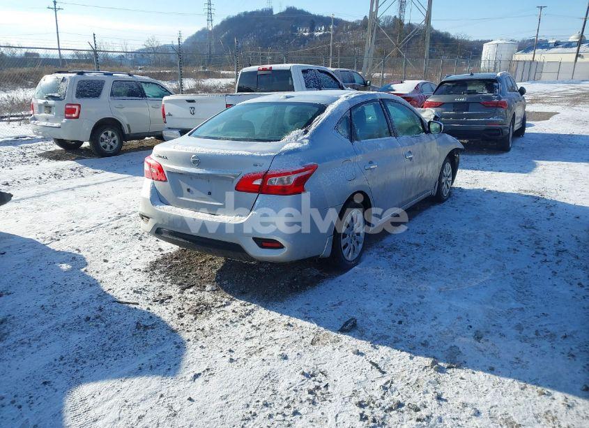 Photo 4 of 2017 Nissan Sentra SV (VIN 3N1AB7AP4HY250574)