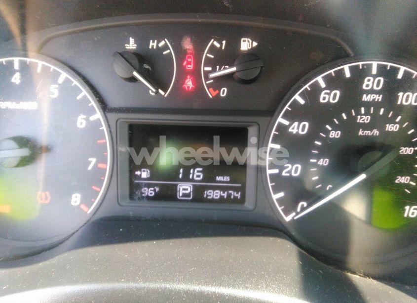 Photo 7 of 2017 Nissan Sentra S (VIN 3N1AB7AP4HY252292)