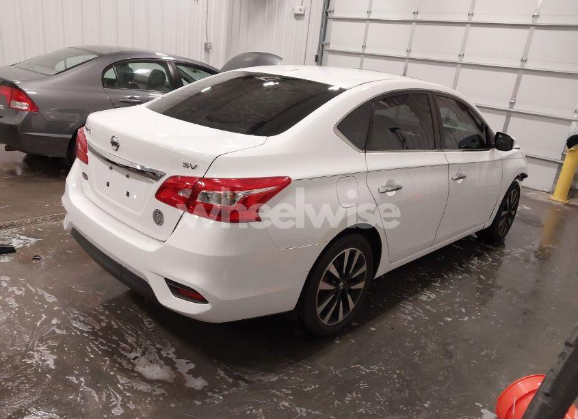Photo 4 of 2017 Nissan Sentra SV (VIN 3N1AB7AP4HY253037)