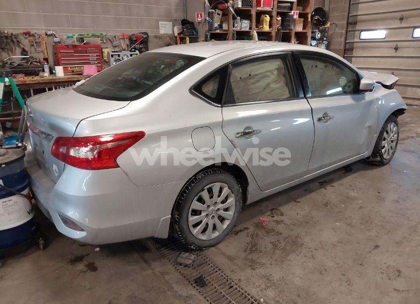 Photo 4 of 2017 Nissan Sentra S (VIN 3N1AB7AP4HY255810)