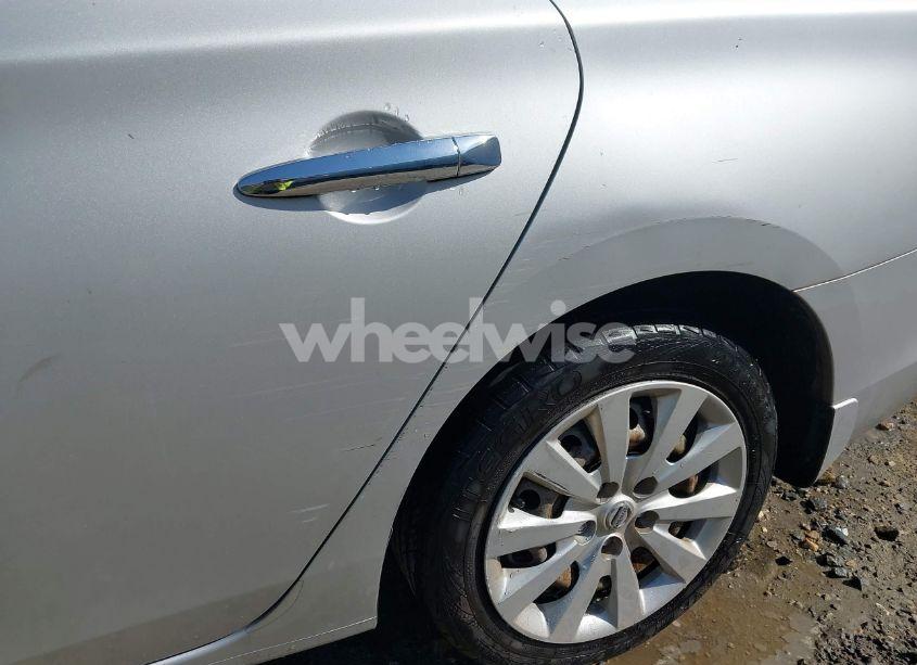 Photo 6 of 2017 Nissan Sentra S (VIN 3N1AB7AP4HY258254)