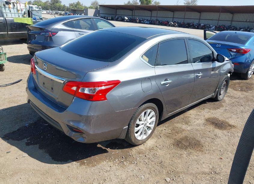 Photo 4 of 2017 Nissan Sentra S (VIN 3N1AB7AP4HY262000)