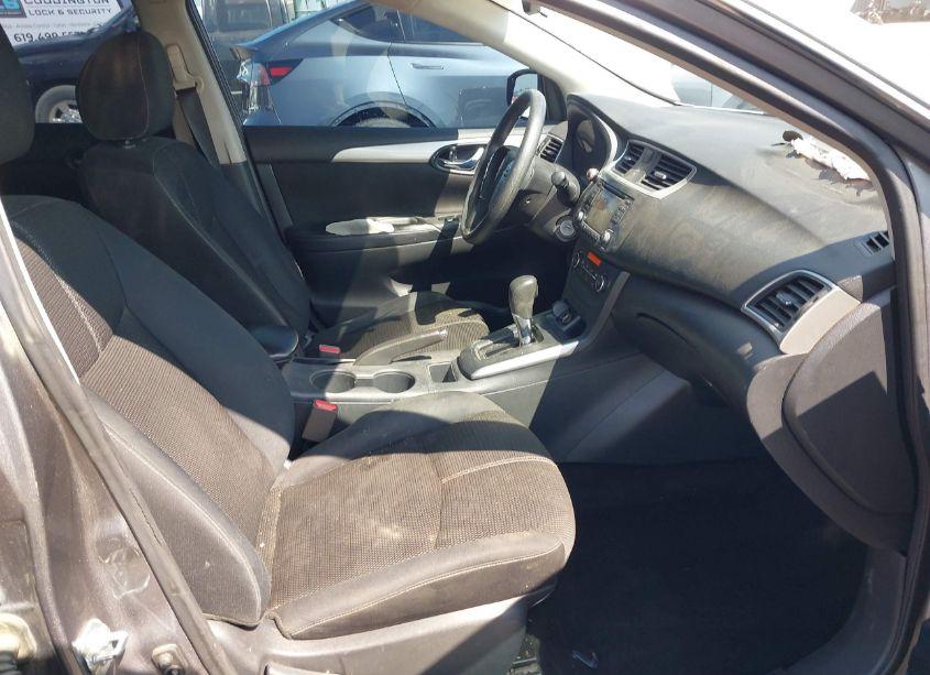 Photo 5 of 2017 Nissan Sentra S (VIN 3N1AB7AP4HY262000)