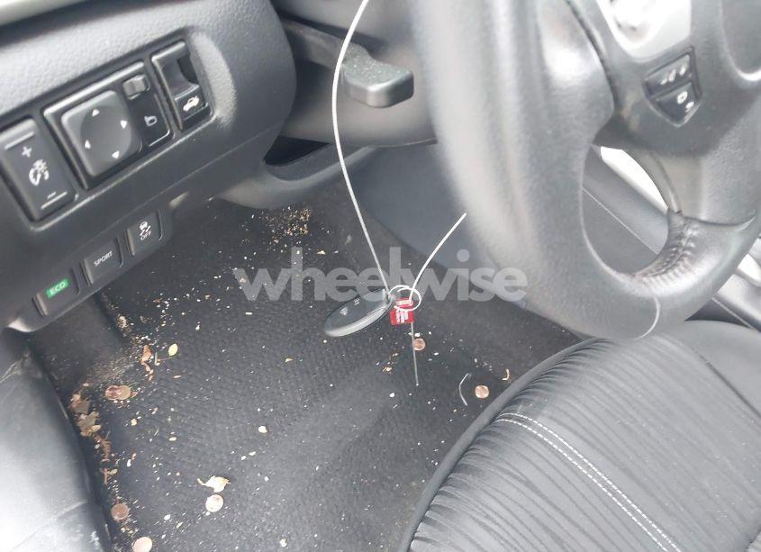 Photo 11 of 2017 Nissan Sentra SV (VIN 3N1AB7AP4HY274051)